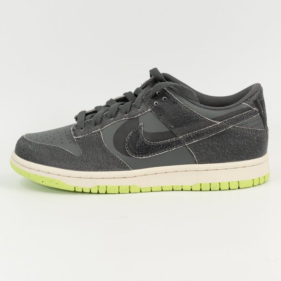 Nike Dunk Low SE 'Halloween - Cauldron' 2022 DQ6215-001 size 7 Youth / 8.5 Women - Picture 5 of 9